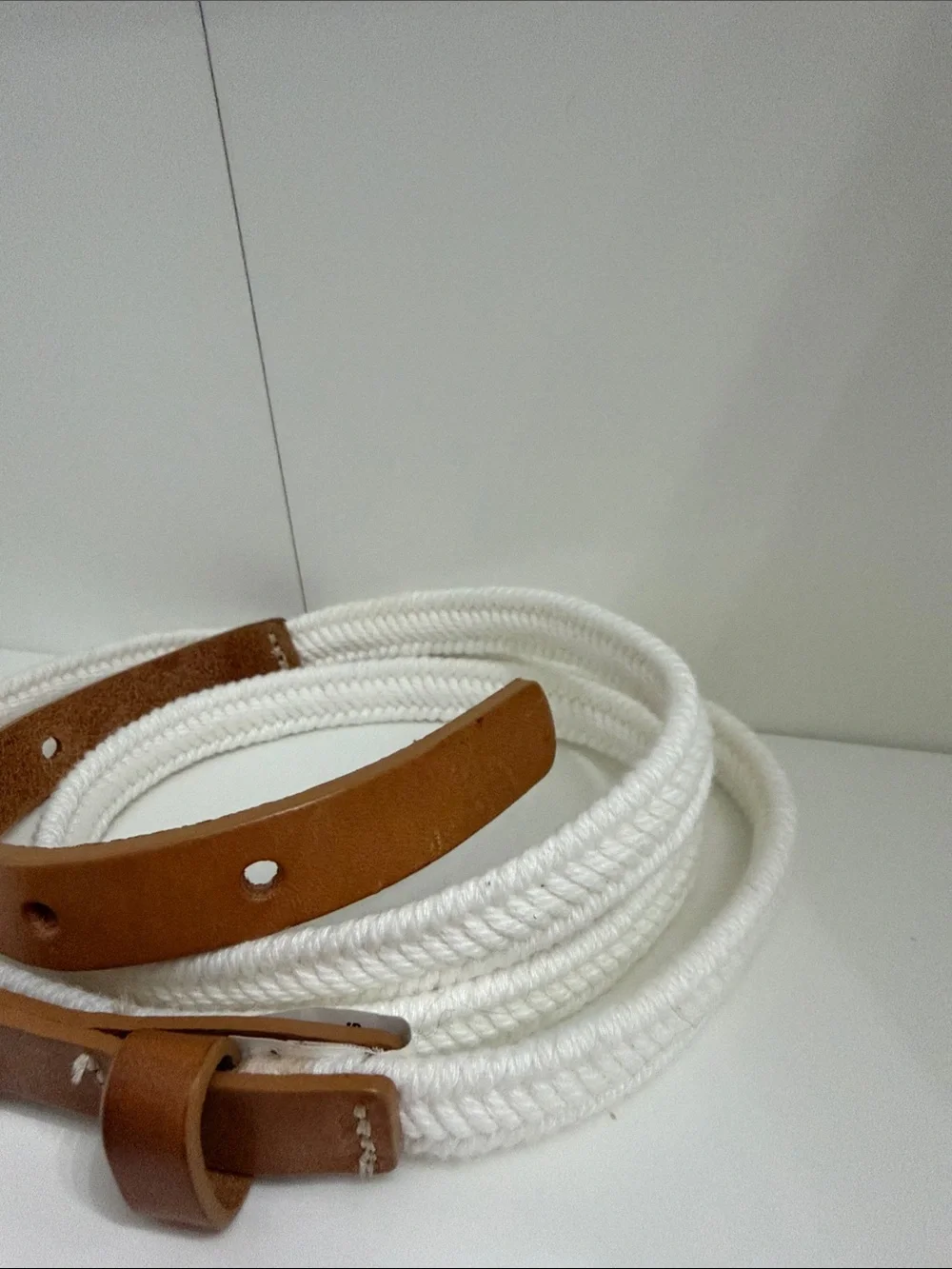 GAP Women’s White Rope Belt with Brown Leather Trim size L